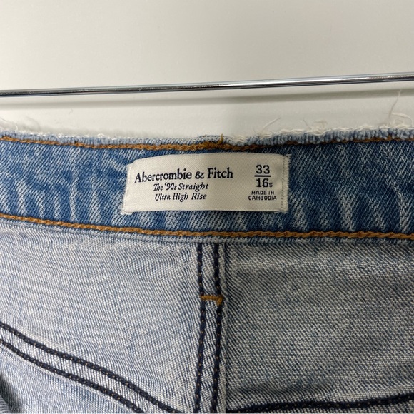 NWT Abercrombie & Fitch The ‘90s Straight Ultra High Rise Jeans Size 33/16 SHORT - Picture 7 of 10
